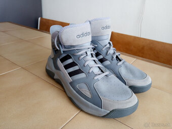 Panske clenkove vodeodolne botasky ADIDAS. - 2