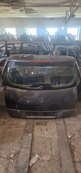 Predam kufrove dvere na RENAULT - 2