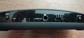 HDMI 4K prepínač 4x1 s audio extraktorom - 2