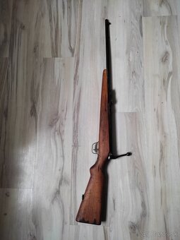 Vojenská vzduchovka vz. 47 s levom - 2