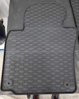 VW Golf VI gumové autorohože a vanička do kufra - 2