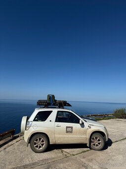 Suzuki Grand Vitara 1.6 benzín 4x4 - 2