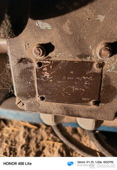 Štiepacka na drevo - 2