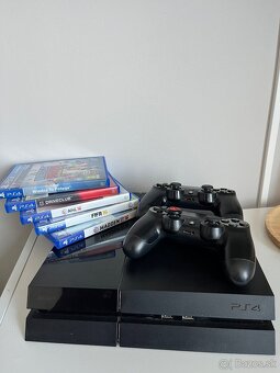 Predám PS4 500GB - 2