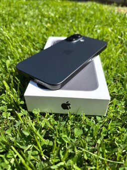 Apple iPhone 16 128GB - 2