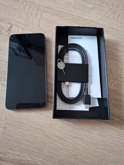 Samsung Galaxy S24 8G 256GB Onyx Black Dual-SIM - 2