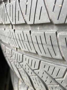 Predám zimné pneumatiky 245 40 R19 - 2