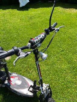 Elektrická kolobežka Nitro Scooter XE1200 Plus - 2