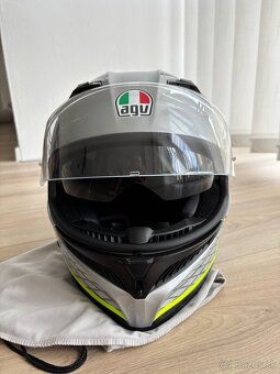 Helma AGV - 2