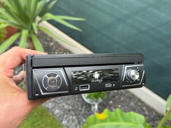 1-din rádio s výsuvnou obrazovkou car play, android car - 2