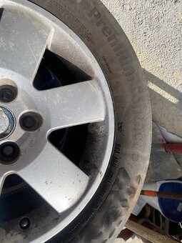 195/65 R15 - 2