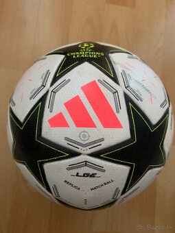 Adidas lopta - 2