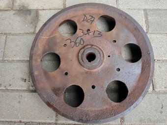Remenica 3x13 remeň,priemer 360mm,diera 27mm.na štiepkovač - 2