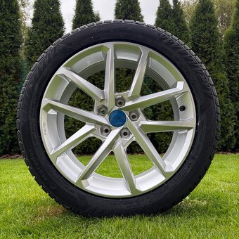 NOVÁ ZIMNÁ SADA R18 245/45 5x112 - 2