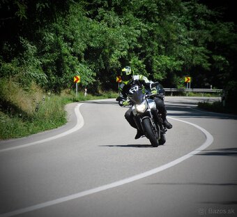 Yamaha FZ1 - 2