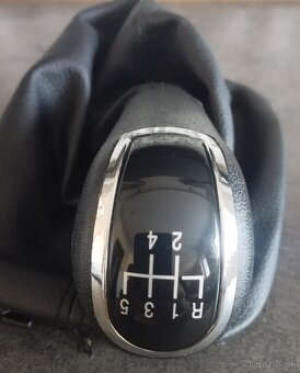 Škoda Fabia 1, 5 rýchlostná radiaca páka - 2