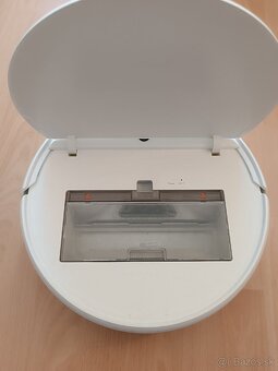Predám robotický vysávač Xiaomi STYTJ01ZHM – dobrý stav - 2