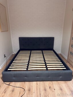 Manželská posteľ 180x200 - 2