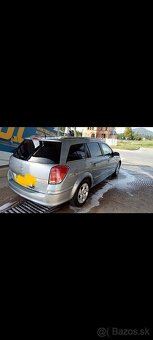 Opel Astra h 1,9tdci - 2