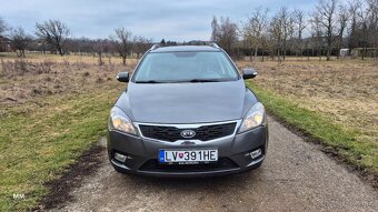 🇰🇷🇸🇰 Kia Ceed SW ( combi ) - 2