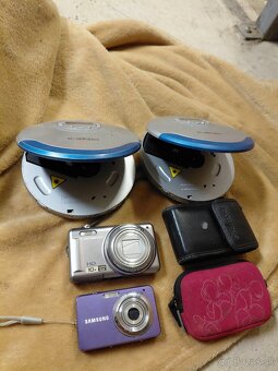 Fotoaparát a discman - 2