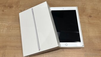 Apple iPad 6. gen. 32 GB WiFi - 2