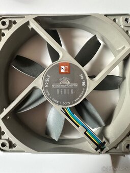 Noctua NF-S12B Redux - 1200RPM / 120mm - max. 18 dB - 2