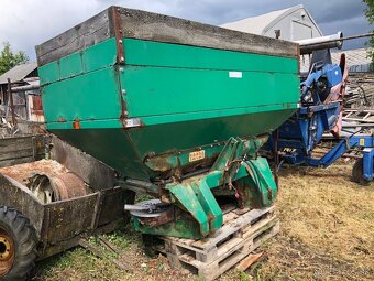 Rozmetadlo INO Ferti 2500l - 2