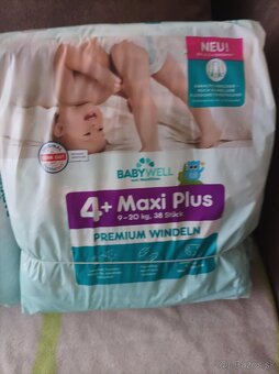 Plienky značky Pampers a Babywell - 2