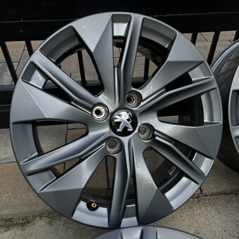 16" Hliníkove disky Peugeot 4x108 - 2