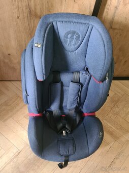 Petite&Mars Autosedačka - 2