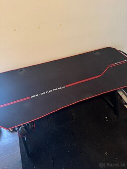 Herný stôl dxracer - 2