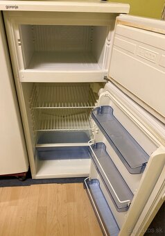 Chladnička s mrazničkou - 2