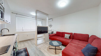 Na predaj pekný, prerobený 1,5 izbový byt, ulica Húskova, Ko - 2