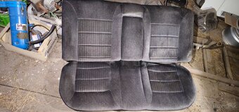 Sedačky + tapacíre jetta mk2 - 2