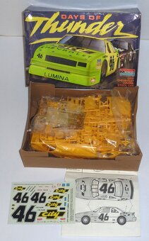 Predám plastikové modely aut 1:24 - 2