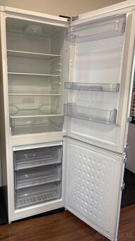 Chladnička s mrazničkou BEKO - 2