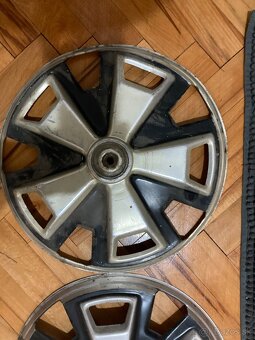 Puklice 14" na Škodu 110R - 2