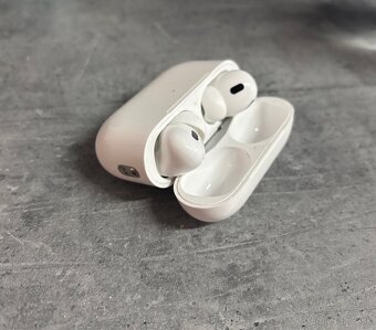 Predám AirPods PRO 2 - 2
