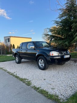 Nissan Navara 2.5 Di 98kw D22 dlhá kabína - 2
