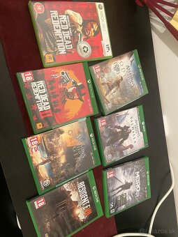 Xbox one s 1 tb + hry - 2