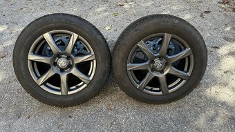 10.	Jeep Compass 215/65/ r17 - 2