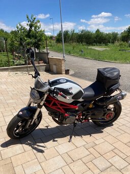Ducati Monster 796 ABS - 2
