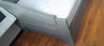Rozkladacia postel s uloznym priestorom - 2