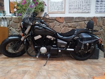 Honda Shadow VT 750 C2B Black Spirit Edition - 2