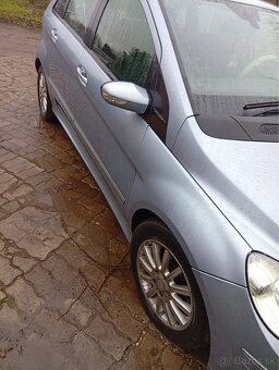 Predam Mercedes Benz B180 - 2