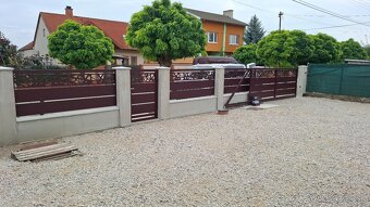 hlníkové ploty brány,posuvné brány,zábradlia pergoli - 2