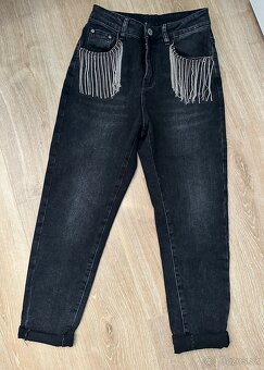 Čierne rifle s kamienkami - 2