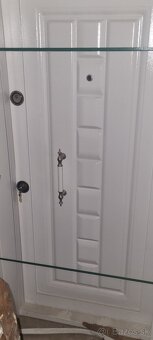 Bezpecnostne vchodove dvere do bytu - 2