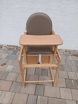 Jedálenská stolička - 2